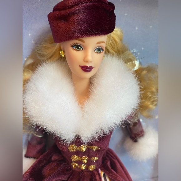 Brand New Special Edition Victorian Ice Skater Barbie Doll Mattel - Picture 10 of 16